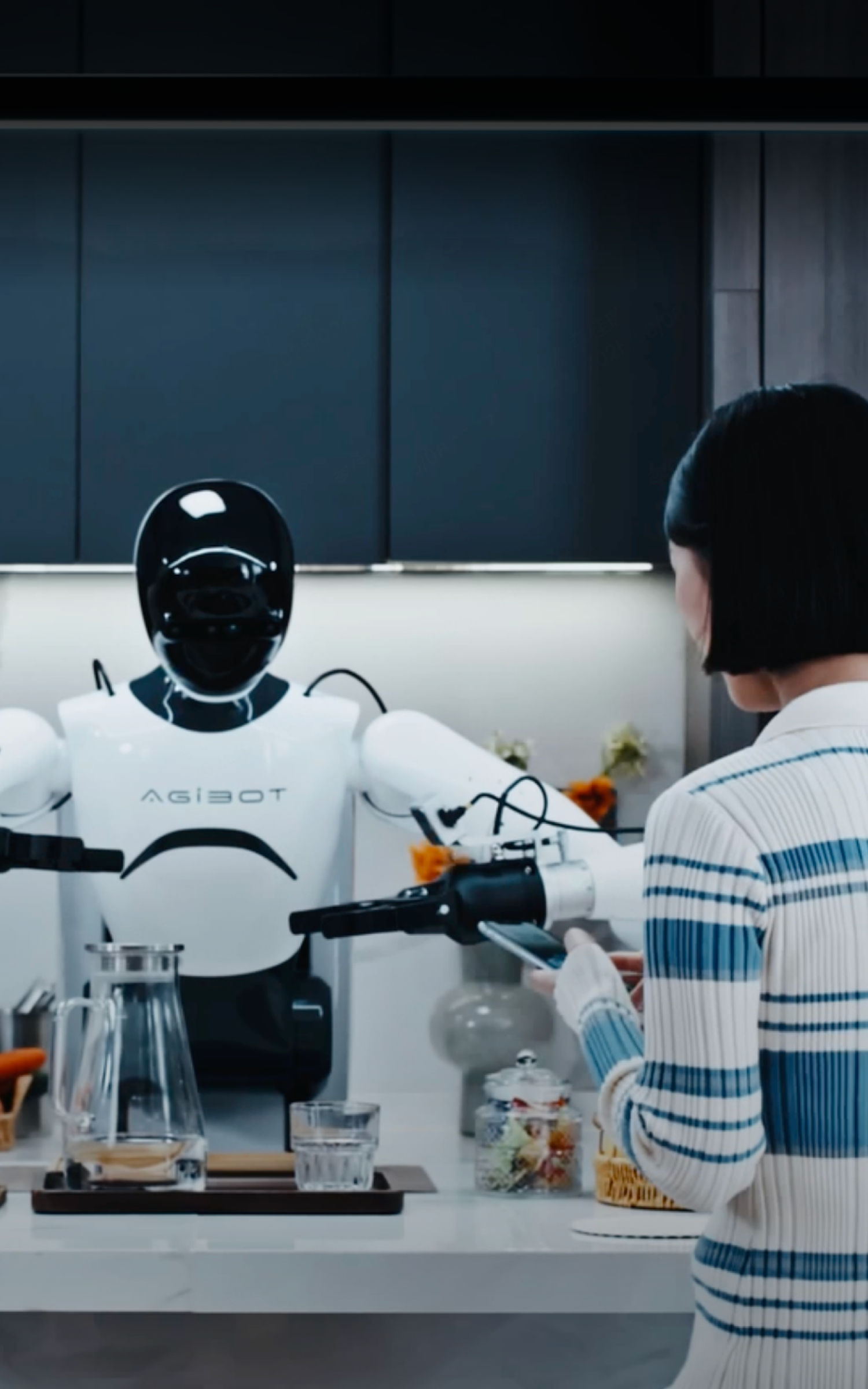 行业首款！亚博发布具身智能一站式开发平台Genie Studio